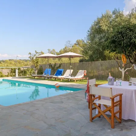 Casa Elisabetta Corfu * Κυνοπιάστες